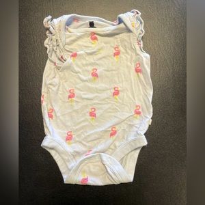 Baby GAP 3-6 girl month 🦩 onesie